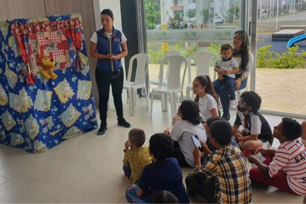 Actividades Artisticas funcion titeres2