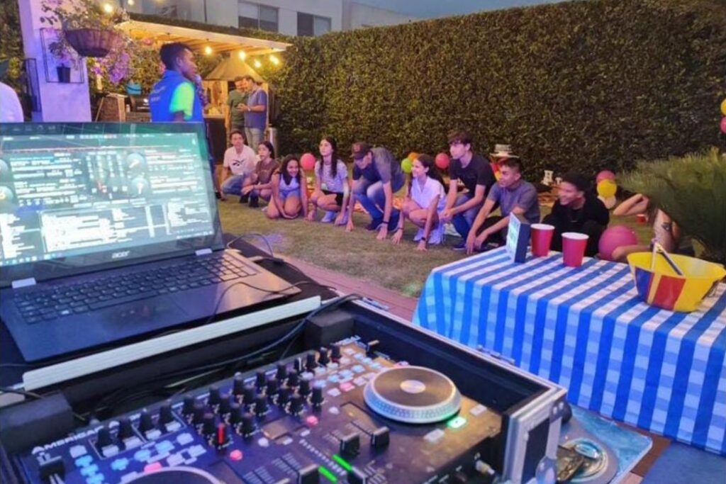 Equipos -implementos-Dj Sonidos Luces3
