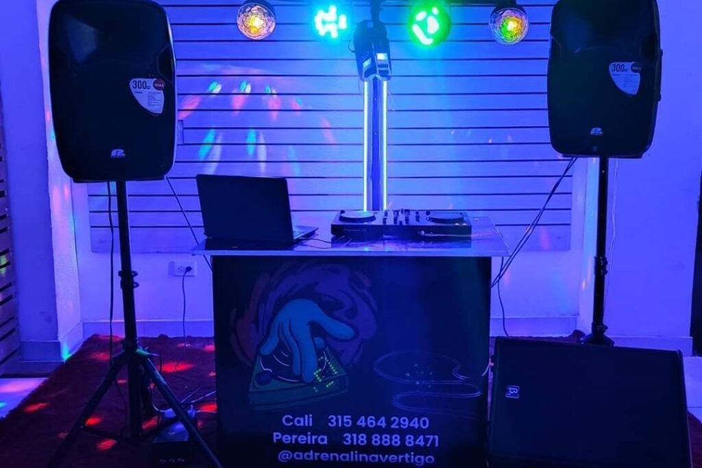 Equipos -implementos-Dj Sonidos Luces5